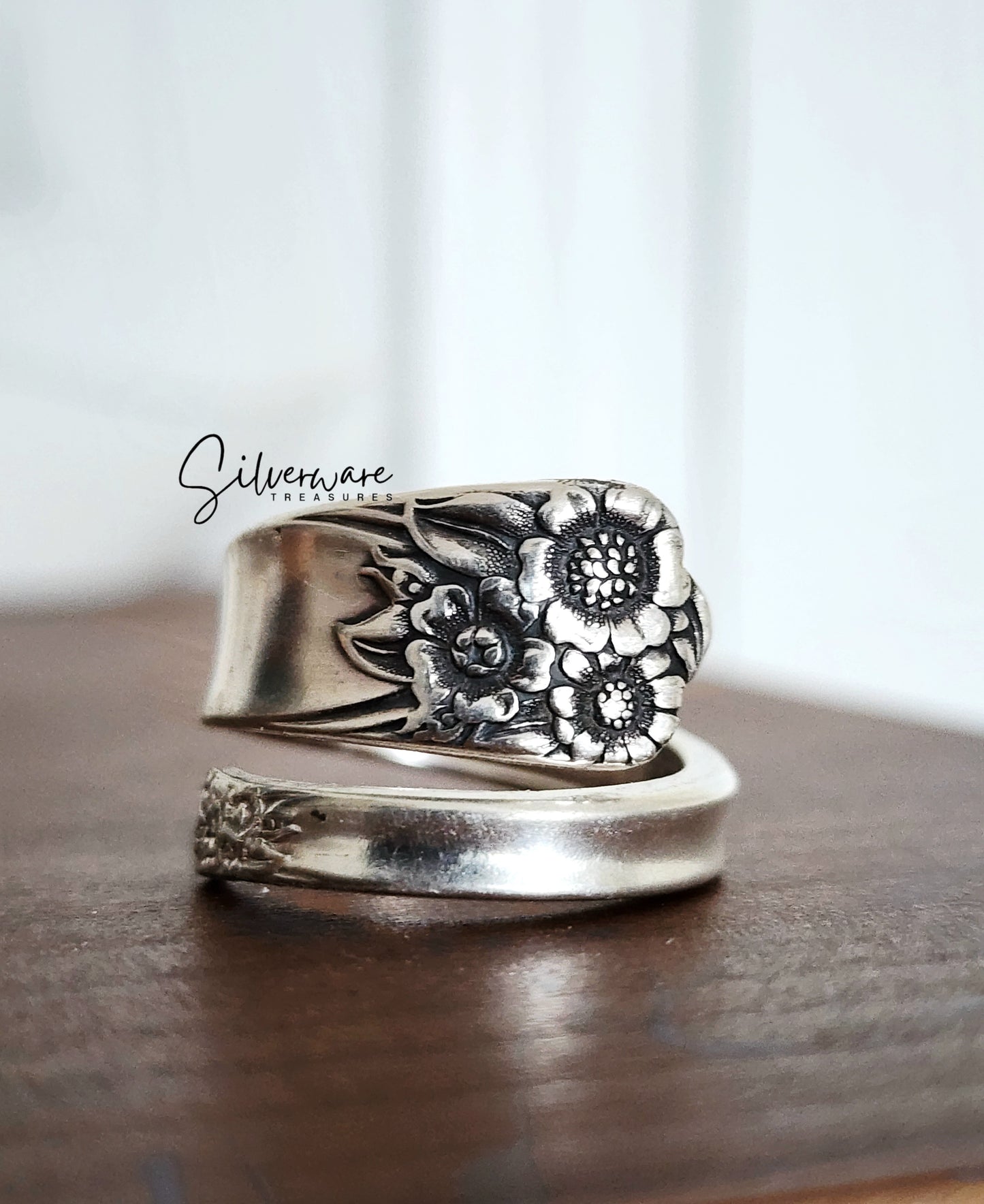 1950 'April' Rare Silver-plated Sunflower Spiral Ring