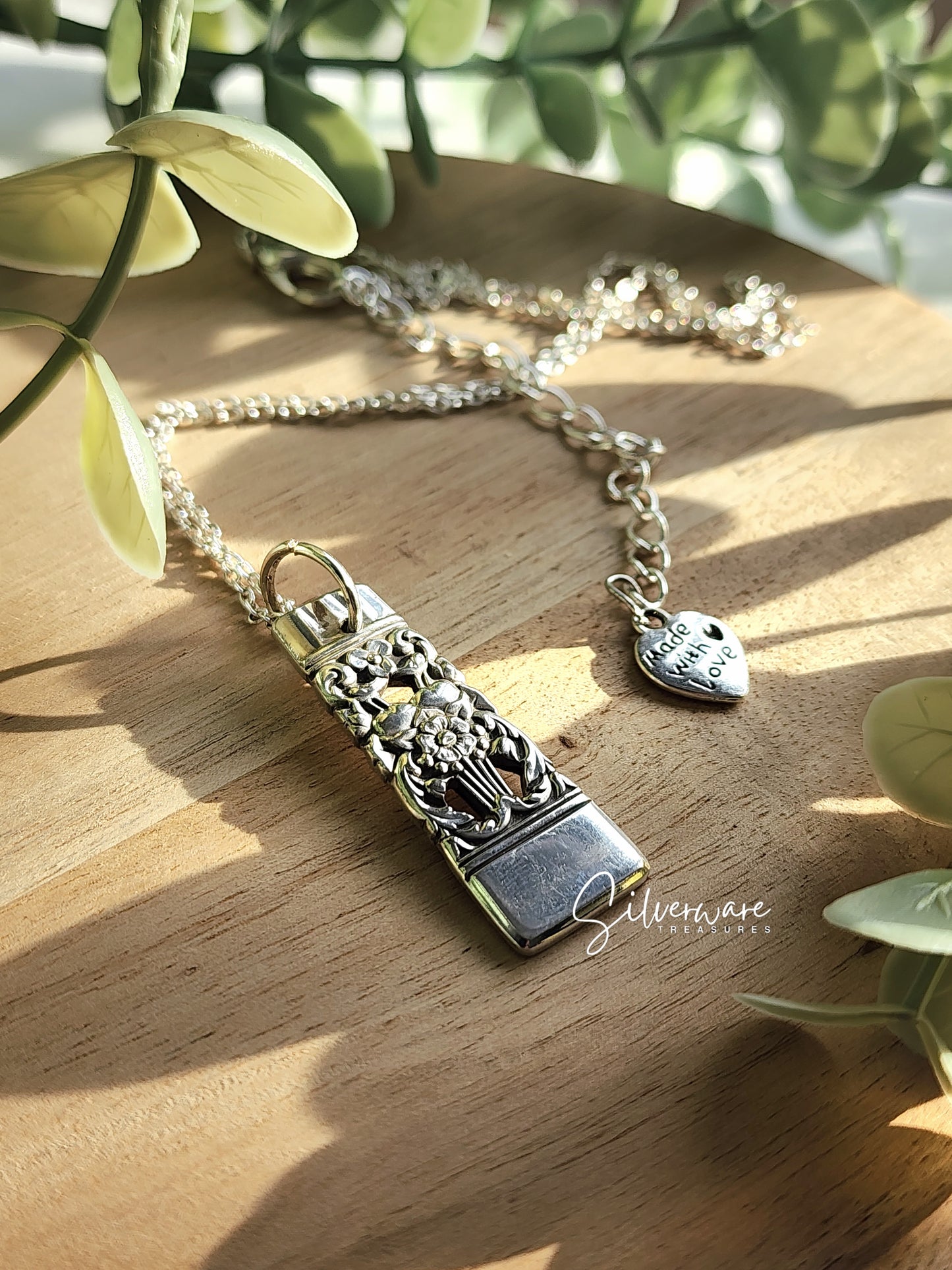 Coronation 1936 Silverplated pendant necklace