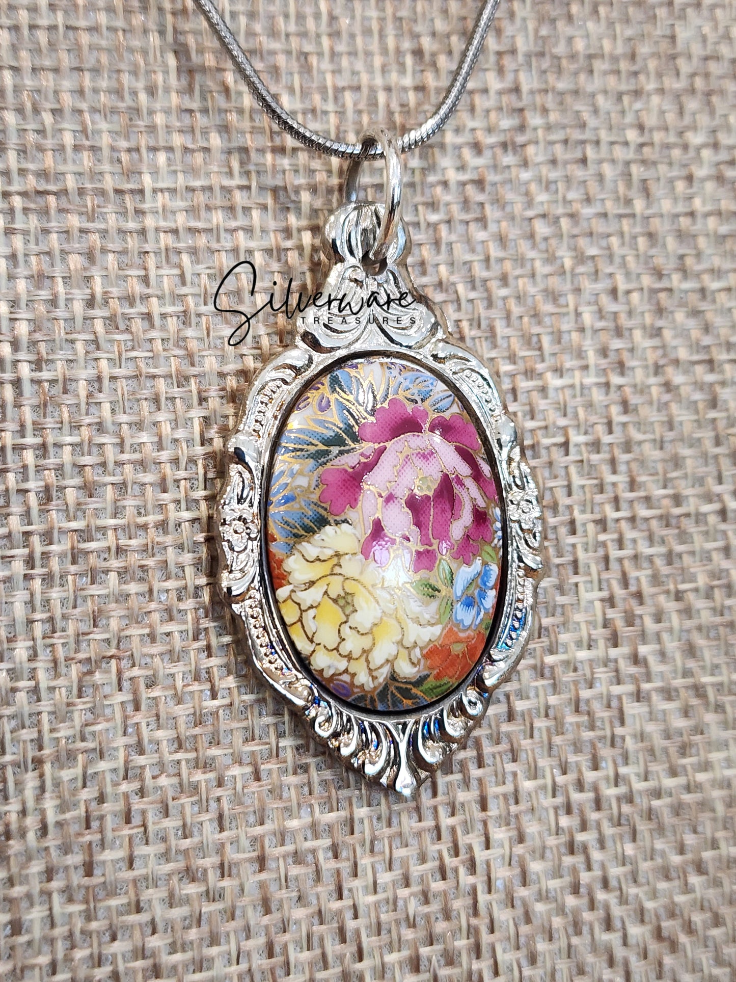 Vintage Floral Enamel Pendant Necklace - 2 varieties