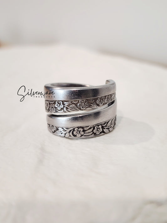 1950 'Towne Hall' Stainless Floral Spiral Ring