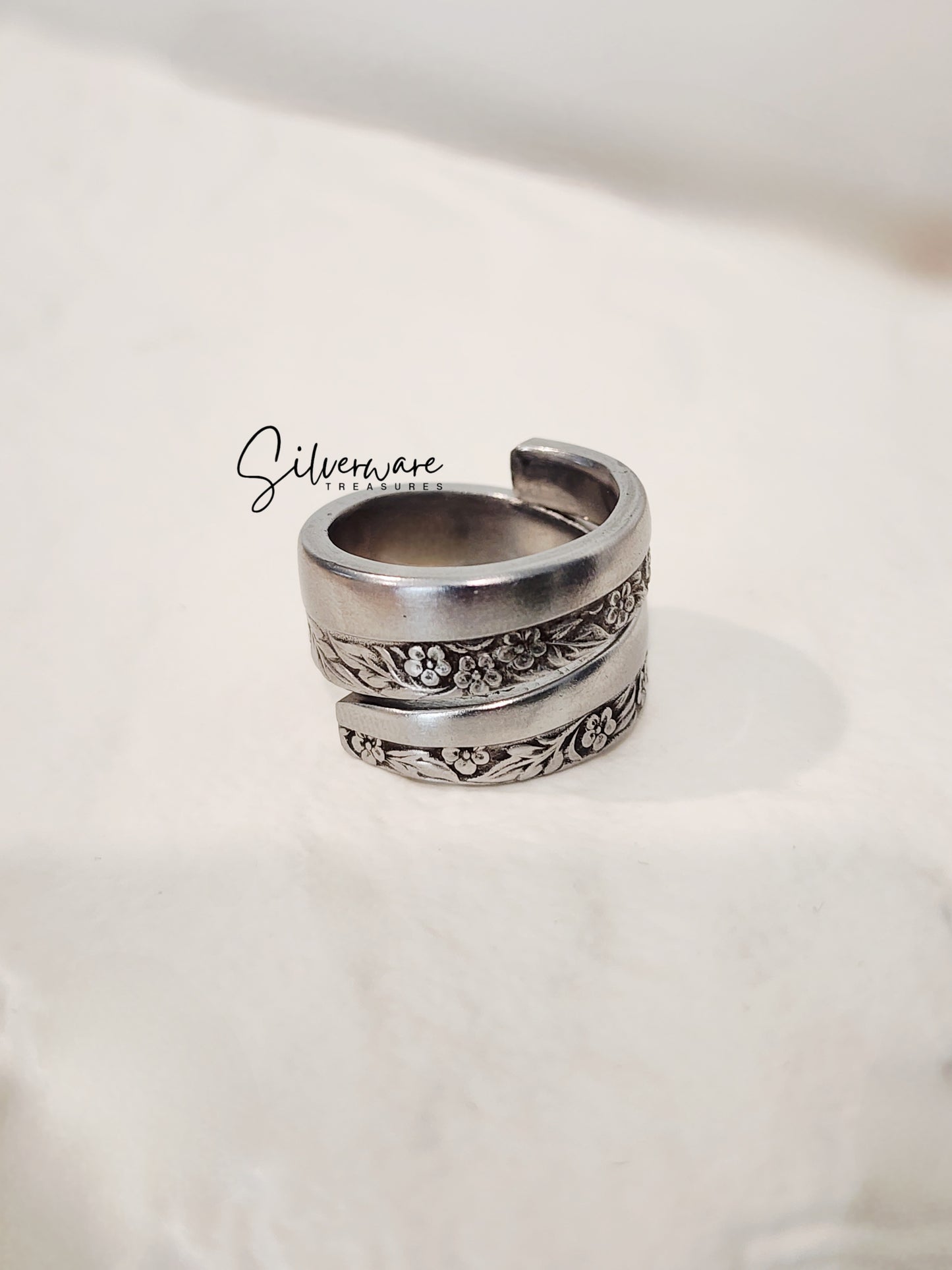 1950 'Towne Hall' Stainless Floral Spiral Ring